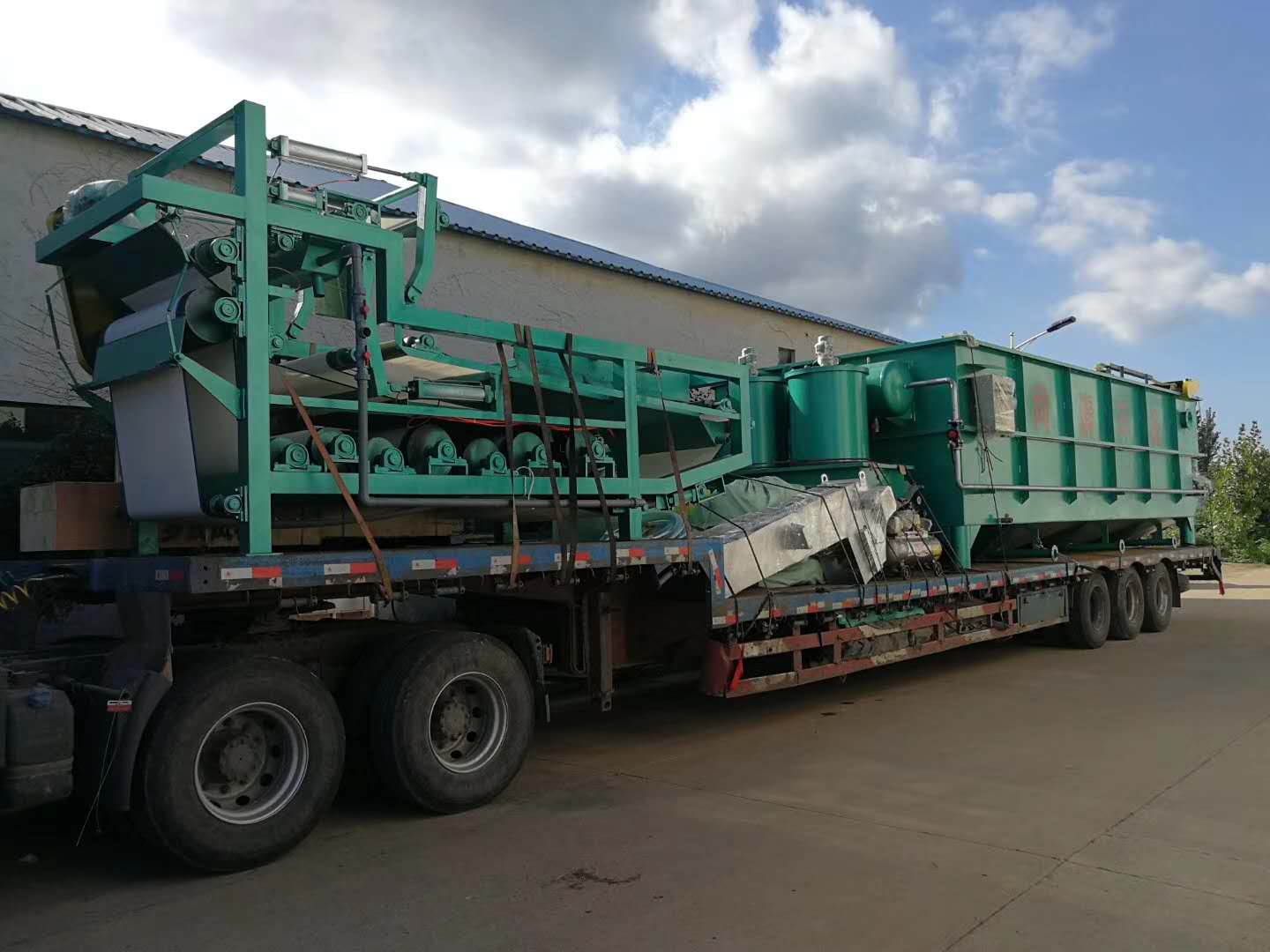 1642578948119881.jpg 微信圖片_20180821120504.jpg